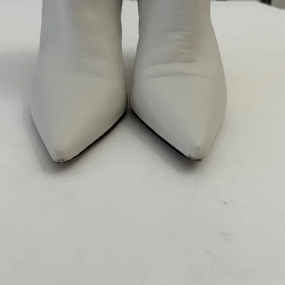 Schutz Bette Stiletto Leather Ankle Bootie in Off-White Size 7B - Picture 8 of 13